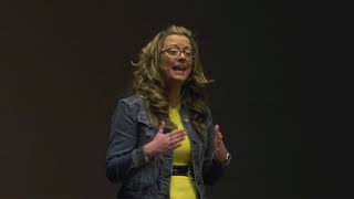 Technology and Teaching | Brandi Kubat-Snow | TEDxWWU