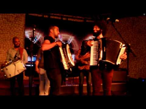 Marquinhos Café e Mestrinho Coliseu do Forró - No Forrozinho Bom - 16/09/16 Salvador Ba