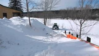 preview picture of video 'Snowmobile Trail Grooming At Wilson’s Miramichi'