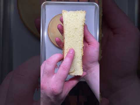 Butter Cakes vs Sponge Cakes