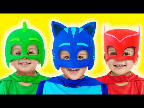 Chris dresses up costumes and help Mom - Kids toys stories
