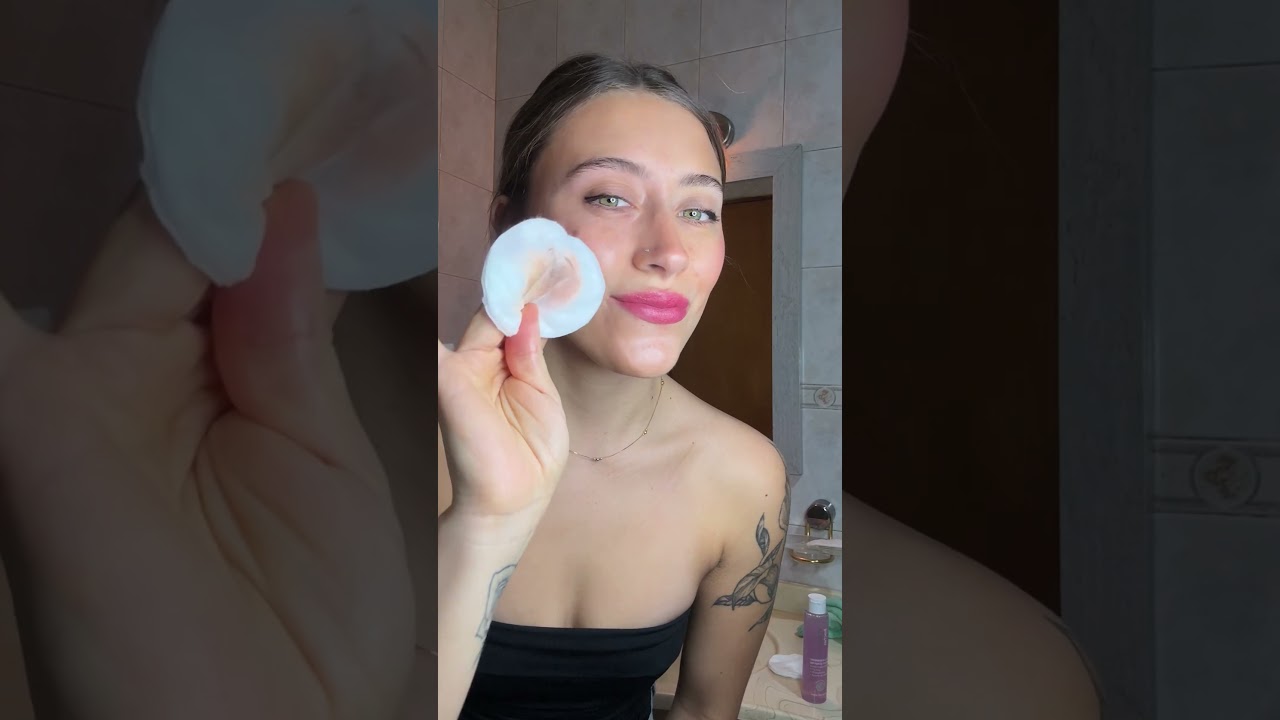 Elimina el maquillaje con suavidad mientras hidrata y revitaliza tu piel 🧖‍♀️