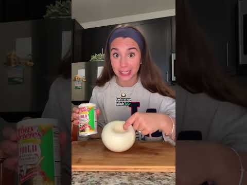 Let’s make an onion boil for dinner 🤭🧅