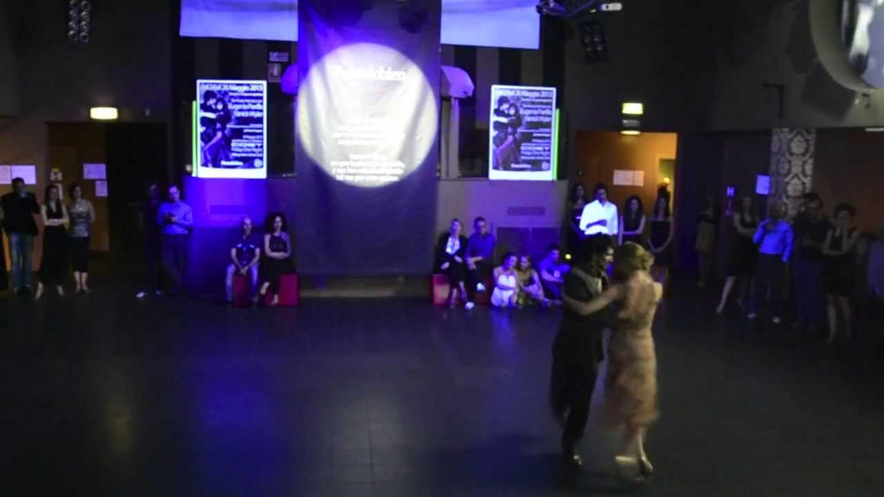 24 Maggio 2013 Area21 Pensalobien con Eugenia Parrilla e Yanick Wyler 02