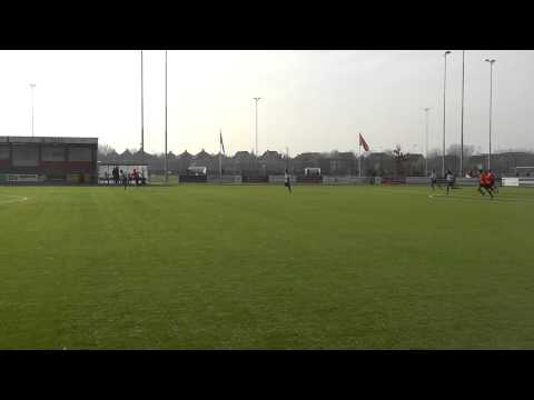 20 nov 2011 VV De Meern B1 - Elinkwijk B2 com 1-0 Mats goed uitgekomen