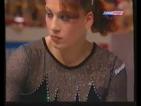 Elena Produnova (RUS) - Europeans 2000 - Uneven Bars Final