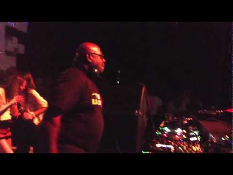 Carl Cox plays Pirupa - Party Non Stop @ Time Warp 2012, Italy , Milano