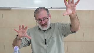 המבול חלק א' | הרב אהרון בק | עיונים בספר בראשית | שיעור 11 (ישיבת אפיקי דעת שדרות) - התמונה מוצגת ישירות מתוך אתר האינטרנט יוטיוב. זכויות היוצרים בתמונה שייכות ליוצרה. קישור קרדיט למקור התוכן נמצא בתוך דף הסרטון