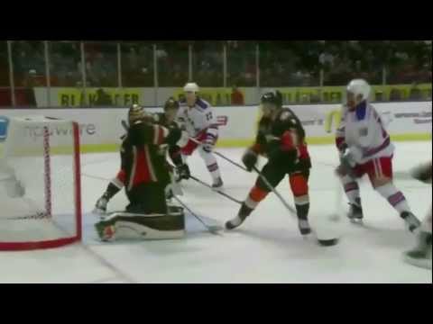 Brad Richards First Goal As A Ranger! (10/8/11) [HD]