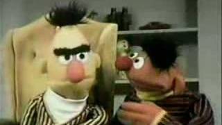 Classic Sesame Street - Ernie and Bert can&#39;t communicate