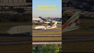 Aeroporto de Guarulhos Gravamos direto do Morrinho o Maior Avião de Passageiros A380 da Emirates