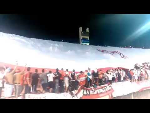 "Huracán Las Heras vs San Martin Banderón en el Malvinas." Barra: La Banda Nº 1 • Club: Huracán Las Heras • País: Argentina