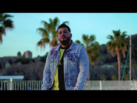 Sr Fernández - Bellaquita (Videoclip Oficial)