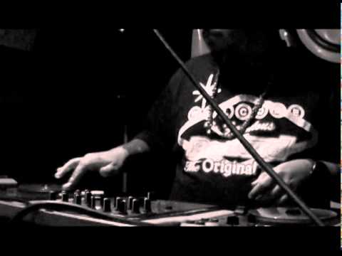 Alienação Afrofuturista - Ensaio Live Recording 2010