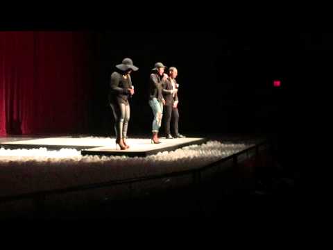 Play Video Youtube Video