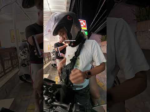 Don’t cry my sister #tourism #motovlog #taxidriver