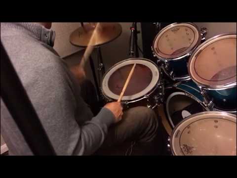 Redoble  para corridos y nortenas en la bateria  ritmo corrido 2/4  y balceado 3/4