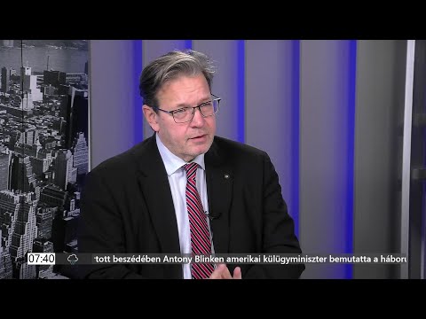 PIRKADAT Breuer Péterrel: Dr. Vejkey Imre