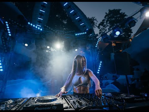 KRISMI - Live DJ Set | Progressive House Mix | Space Club