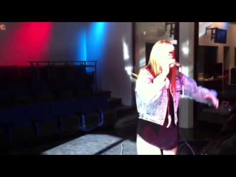 Georgia Murray performs live at 107.3 KOOL FM