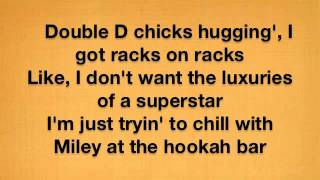 Hot Chelle Rae -I Like It Like That (LYRICS ON SCREEN)