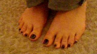 petite latinas feet