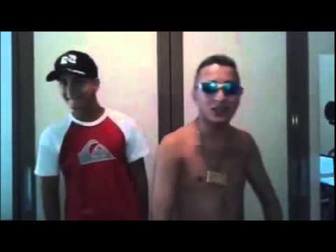 MC MAZZA E MC NALDINHO   MEDLEY DOS CHAVOSOS DJ GUUH MEDLEY 2015