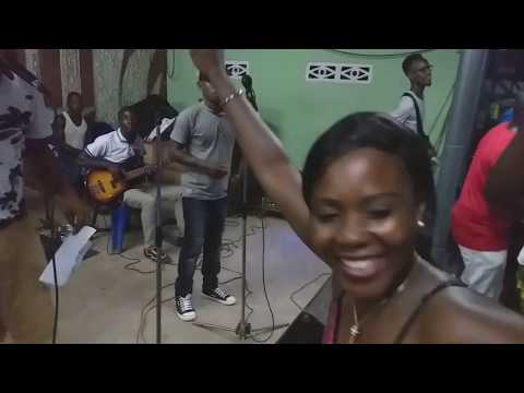 Dimanche A Akyékoi Avec Lopez Asséké -  Apichèkè