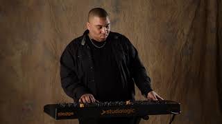 Video thumbnail for massmusiK StudioLogic Sledge 2 black by massmusiK
