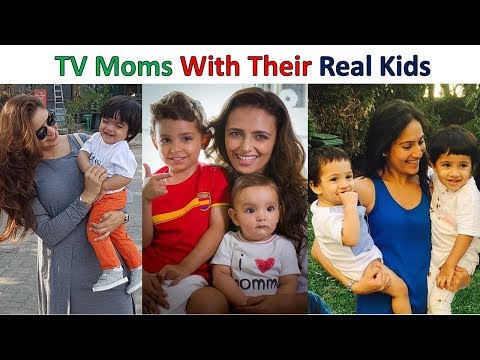 Top 8 TV Moms With Their Real Kids 2017 Video