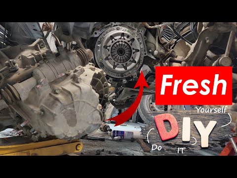 Toyota Corolla 1.8L Manual Transmission CLUTCH Replace Video2 #mechanic #carrepair #automotive