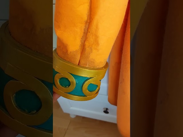 Vídeo relacionado con SilverChry Disfraz de Anime para Cosplay,Conjunto Cosplay Camisa y Corbata,Camisa Hawaiana Floral para Niños,para Carnavales,Fiestas y Actuaciones (FR/ES, Números, 120, Regular, Verde)
