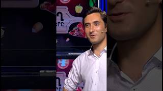 —Դե ես մատուցող եմ եղել, իմ առաջին աշխատանքն է եղել 🤵🏻🍽️