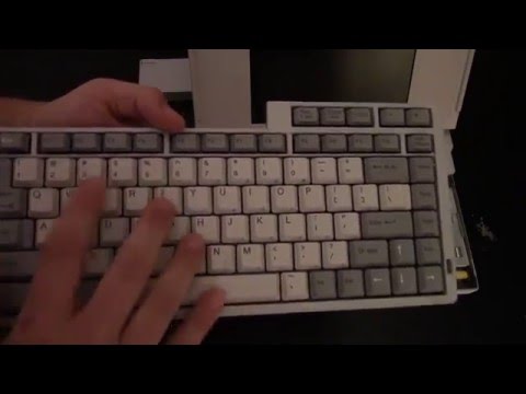 Retro teardown: Toshiba T2000SX laptop