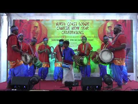 Siva Sakthi Muniandy Urumi Melam (Singapore) - Odakara Orathile