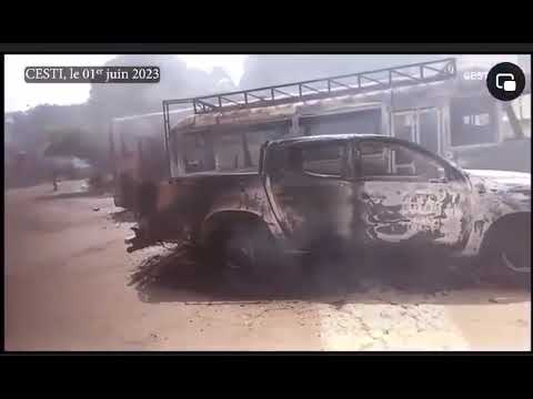 Pour l’histoire …1 juin 2023 l’ucad brûlé sa mémoire souillée . Le Cesti méconnaissable