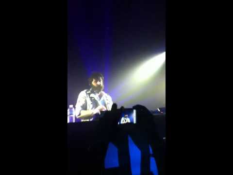 Mr oizo @ hard leap year