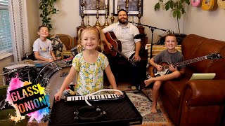 Colt Clark and the Quarantine Kids play &quot;Glass Onion&quot;