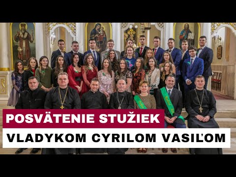 VŠETCI MATURANTI NOSIA ZELENÉ STUŽKY, ALE MY ICH BUDEME NOSIŤ POSVÄTENÉ