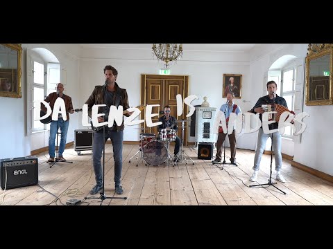 Da Lenze Is Anders (Offizielles Musikvideo) - StenzRoyal