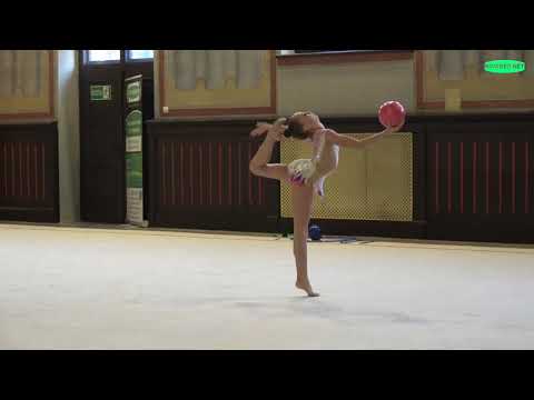 Natalia Jakubowicz Mistrzostwa Krakowa 2019 piłka