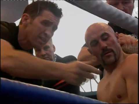 Gary 'Spike' O'Sullivan vs. Matthew Hall - BOXING