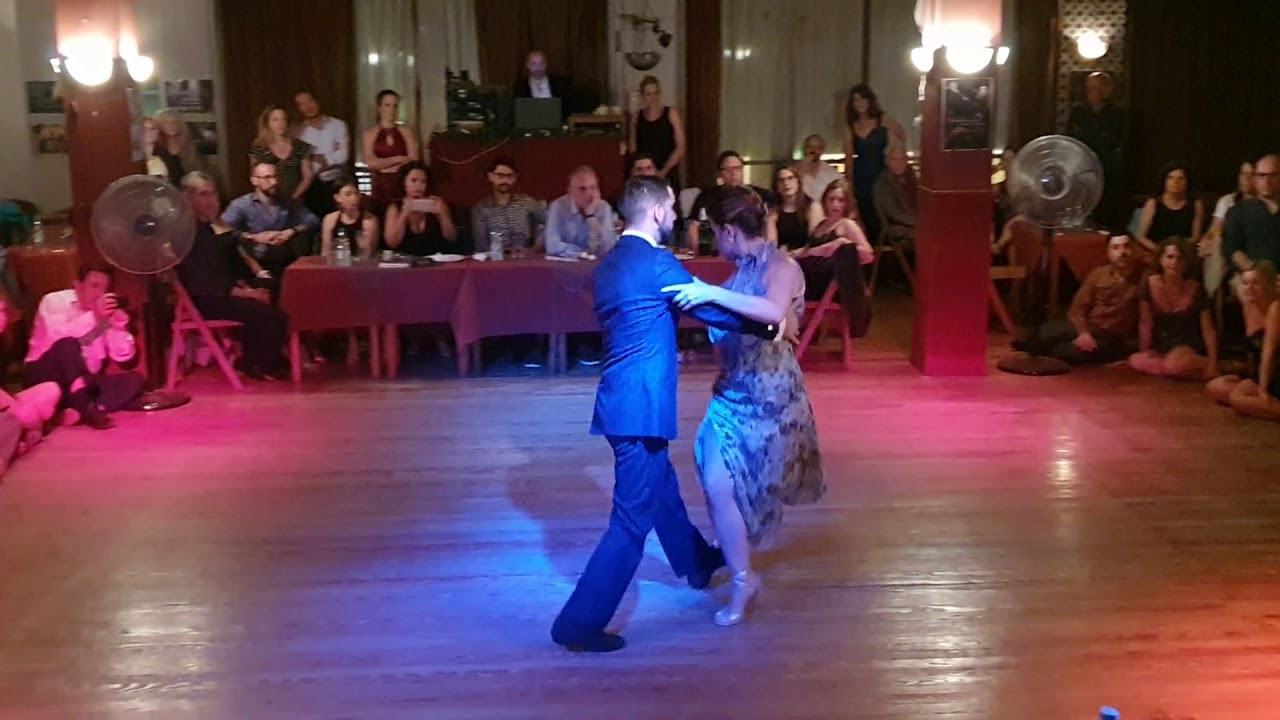 Stefanía Colina y Juan Martín Carrara - 1 - "Tú"