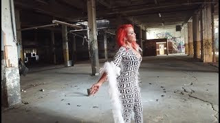 Meghan Linsey - Made Me This Way (Official Music Video)