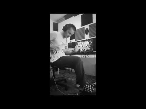 best riff known to mankind (shorts algorithm at its finest)