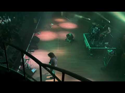 Nirvana UK….Nirvana tribute band “School”