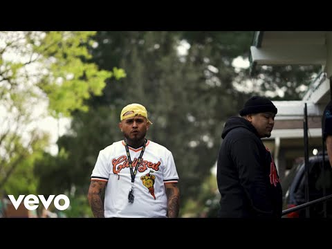 iZ - WE ON ft. Baby Gas