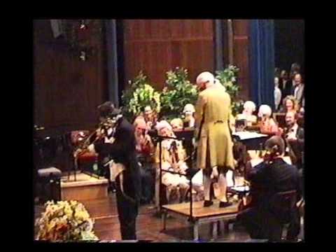 "Drunken" trombonist gives the audience a surprise