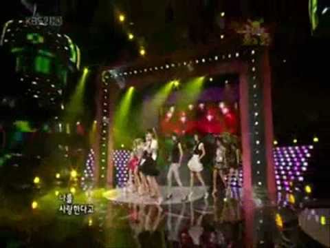 Girls Generation (SNSD) vs. Wonder Girls (WG) TELL me live!