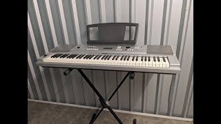 Video thumbnail for Yamaha DGX-220 stock number 24023 by Sulinda Pianos